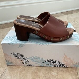 Californians vintage collection Eileen clogs